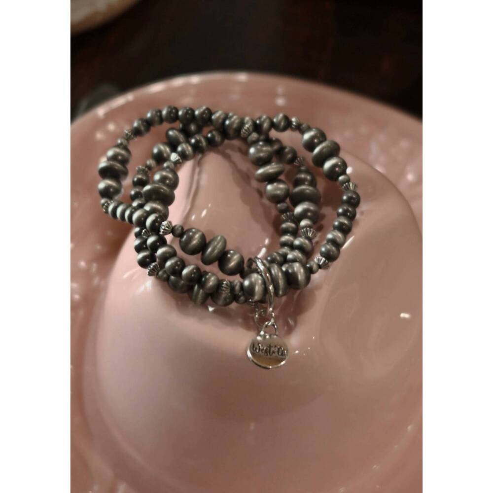 NEW WEST & CO. women's faux navajo pearl bracelet in silver
